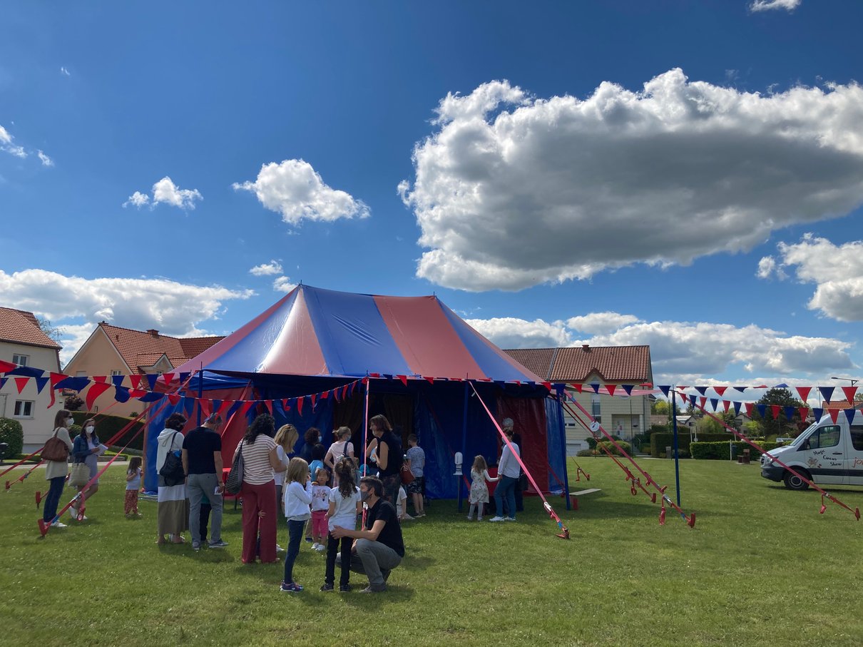 Dynamic Content Image